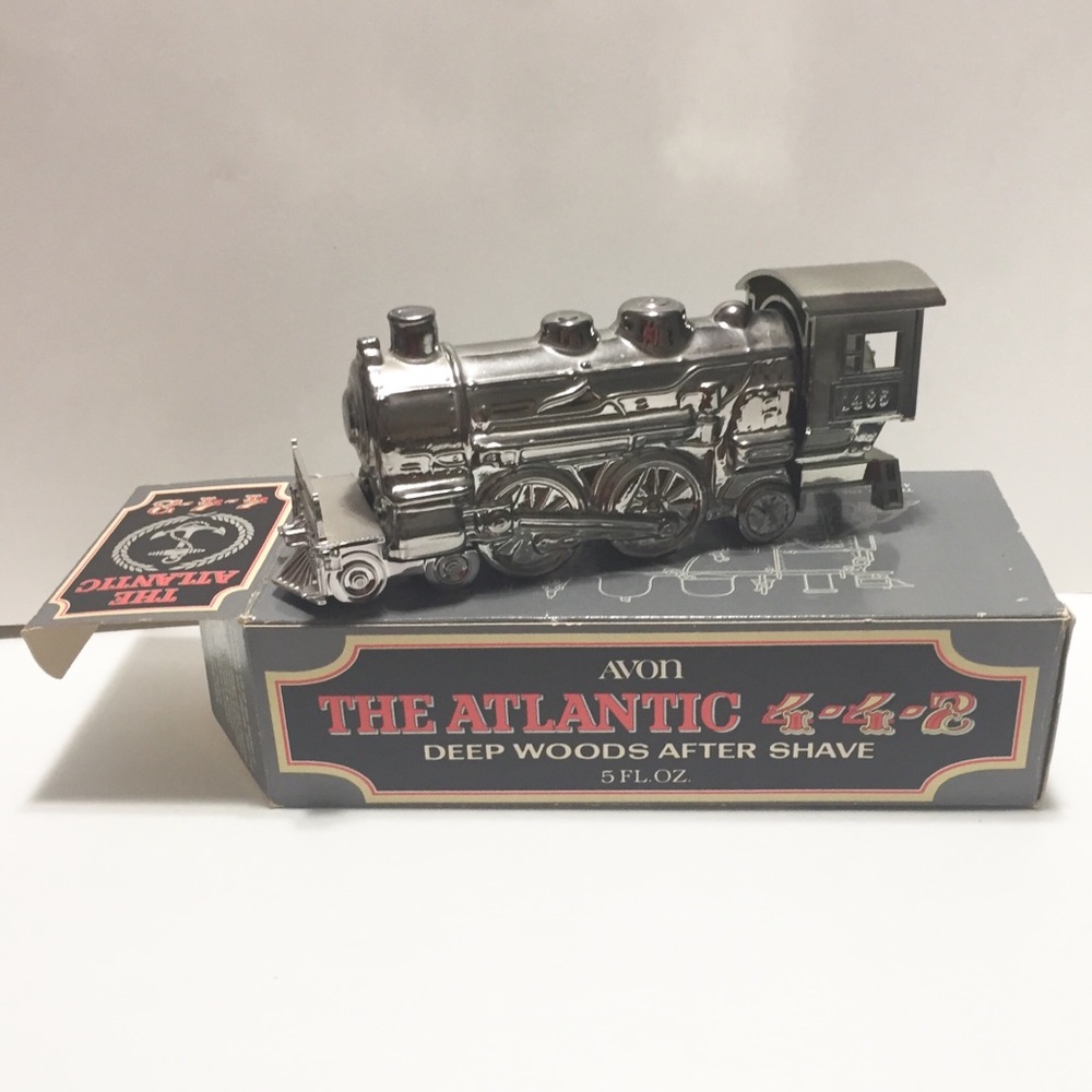 Vintage Avon The Atlantic Locomotive Decanter